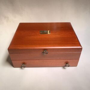 Reed & Barton Bristol Cherry/ Brown Single-Drawer Handcrafted Flatware Chest EUC